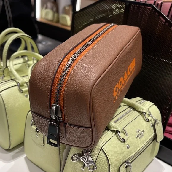 Coach Travel Kit 21
Dark Saddle/Canyon - Picture 14 of 16